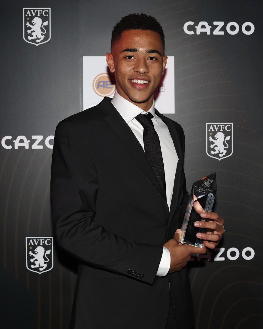 AVFCOfficial's tweet photo. 🏆 Young Player of the Season
🏆 Players’ Player of the Season

Starboy. ✨ https://t.co/a432f40ocU