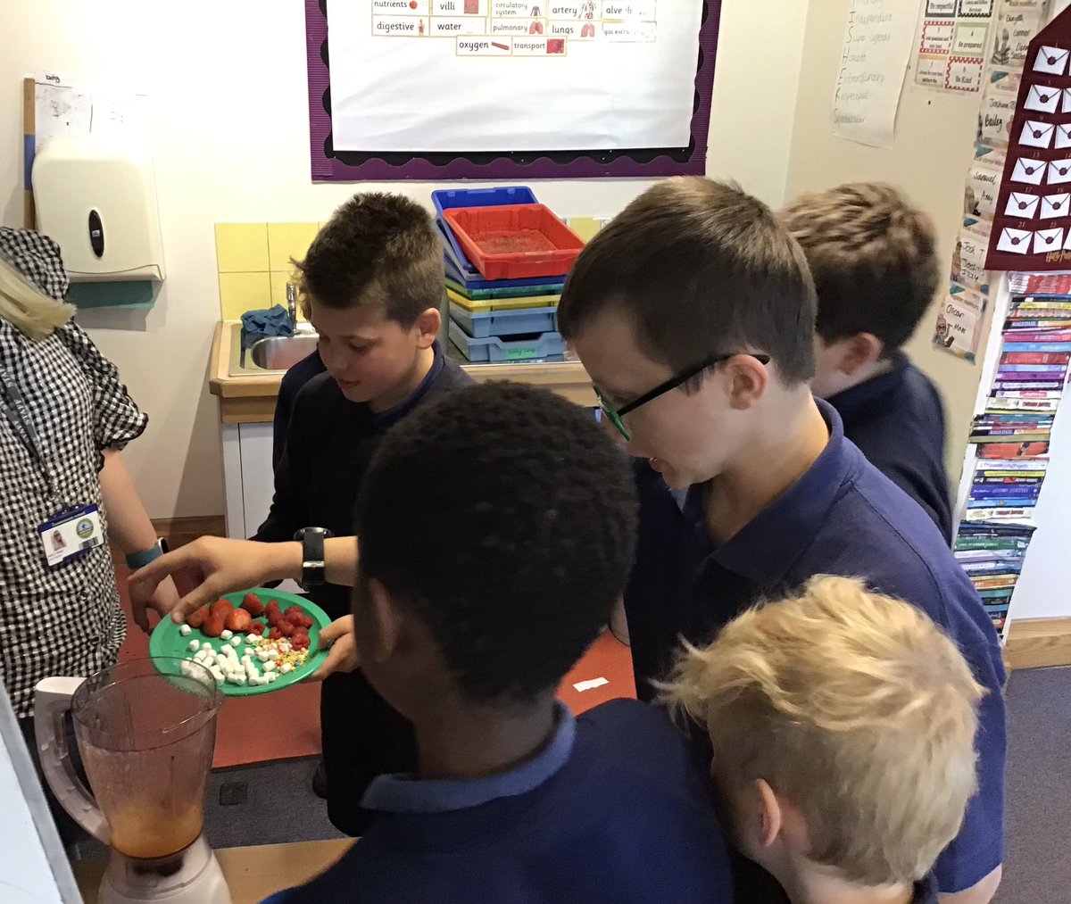 LuddenhamSchool's tweet photo. Year 6 learnt about blood by making blood smoothies. We used strawberries and raspberries for the red blood cells, marshmallow for white blood cells, sprinkles for the platelets and tropical juice for the plasma. Yummy! https://t.co/eS3Ue1k7K3
