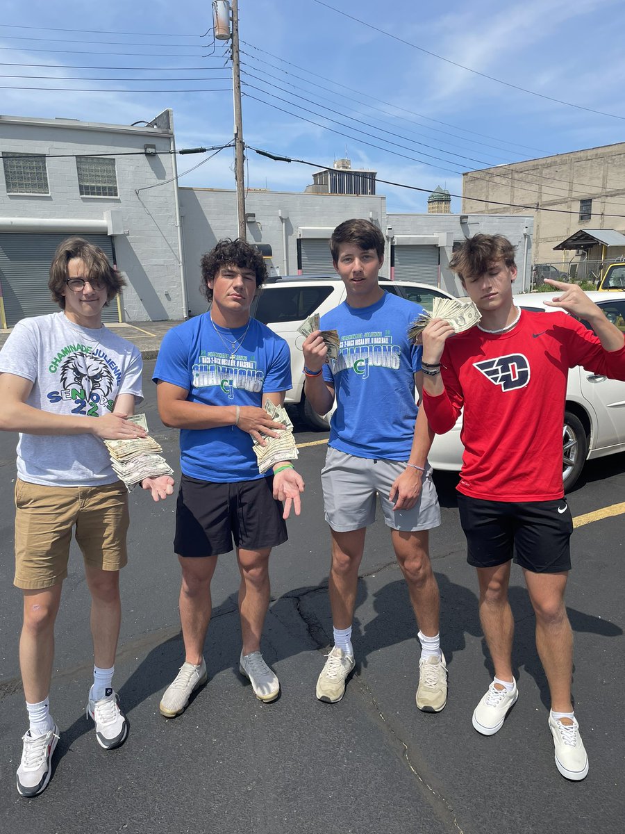 cj_nerf's tweet photo. PAY DAY🤑🤑

thanks everyone for playing

Andy Putin out https://t.co/CIwS2U0ePS