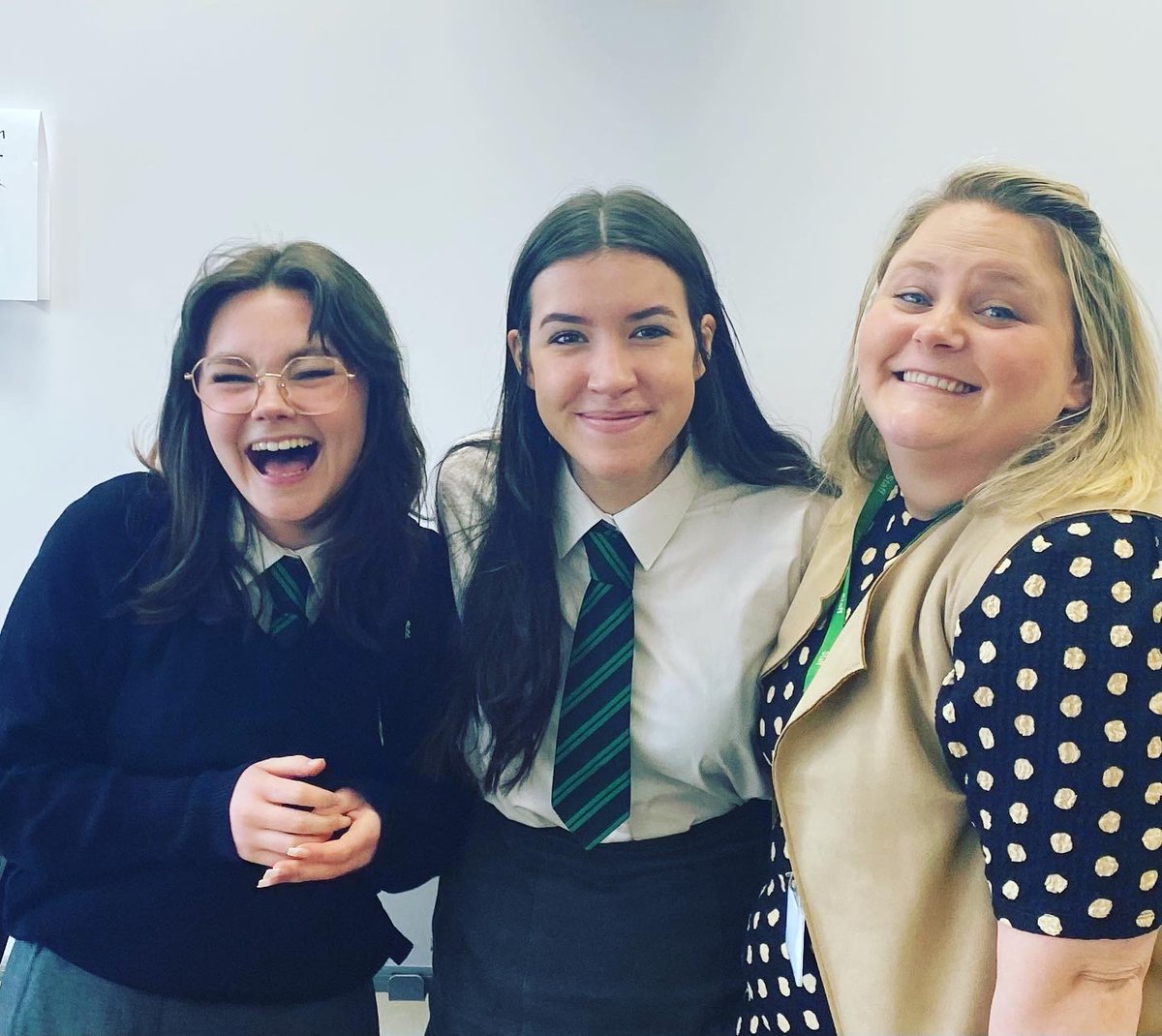 SUS_Eng_Drama's tweet photo. Congratulations to Serena and Eve who have been selected to join the National Youth Theatre! Every year there are over 5000 applicants. Therefore, for two of our pupils to be chosen is so impressive and is evidence of their outstanding talent!@sullivan_upper https://t.co/I30HJEoMVI