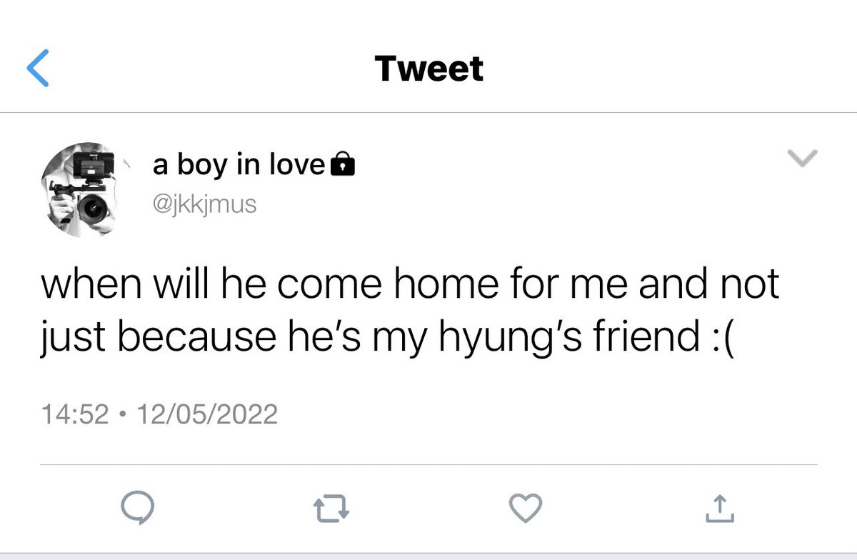 moonstarlis's tweet photo. #jikookau 
ᕯ gameplay secrets ᕯ

jm is playing cod with his friend nj but the game they really want to play is in possession of nj’s brother, jk, nj doesn’t want to ask for it, so he sends jm.

and of course jm goes, specially since that’s his favorite secret.

nj’s brother. https://t.co/ho6eDOVUQn