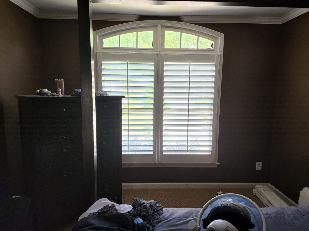 TheShutterSpec2's tweet image. Beautiful custom interior plantation shutters completed today!  Remember - lead times for custom shutters is between 4 and 6 weeks from date of final measure to installation!  theshutterspecialist.com