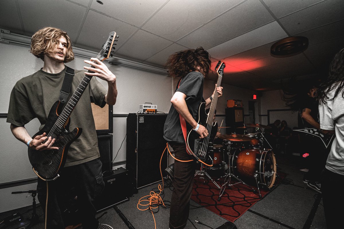 GLEE CLUB tweet media