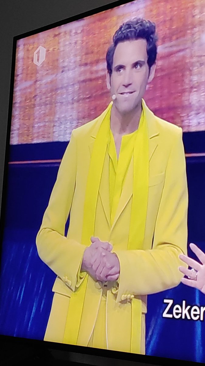 jbaert's tweet photo. Mikachu #Eurovision https://t.co/afemwH7spZ