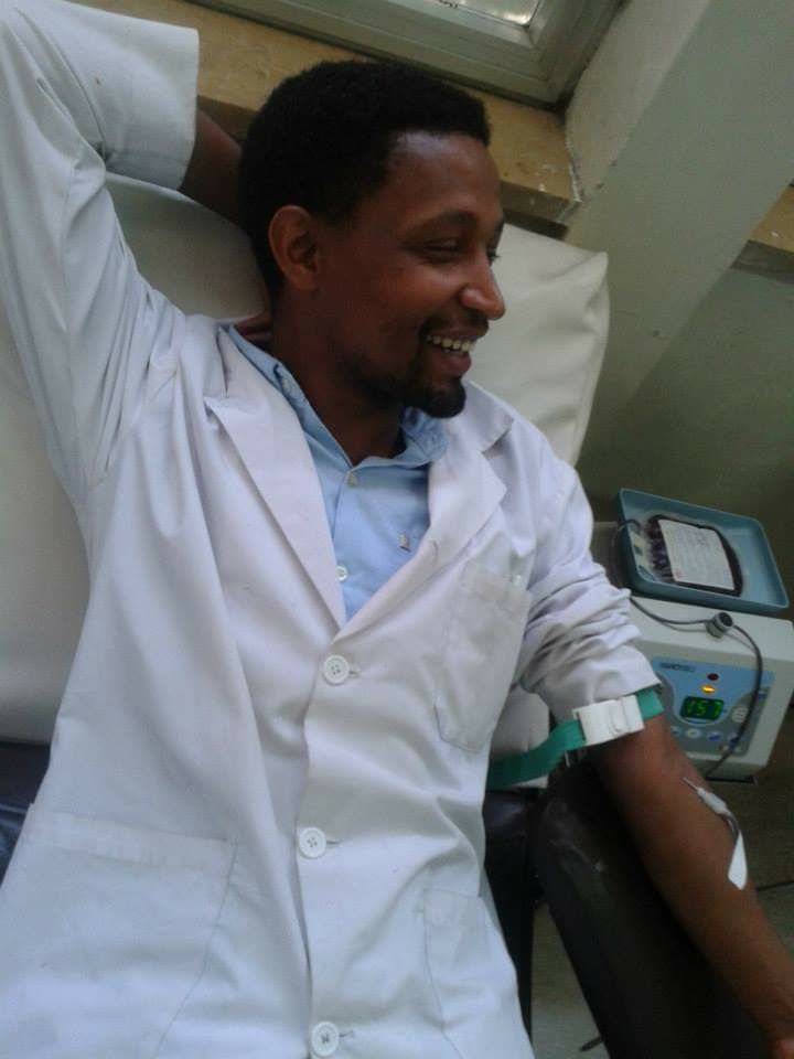 #ጊዜው አሁን ስለሆነ ሆነ
ካደግንበት፣ ከተማርንበት ከጎለመስንበት ደም ባንክ ጊዜው ደርሶ ተለያይተናል
በደም ባንክ በነበሩኝ 10 አመታት በተለይም ደም ባንኩን በሃላፊነት በመራሁበት ጊዜ ከጎኔ ለነበራችሁ ሁሉ እግዚአብሔር ይክፈልልኝ። 
✍️ምዕራፍ 2✍️