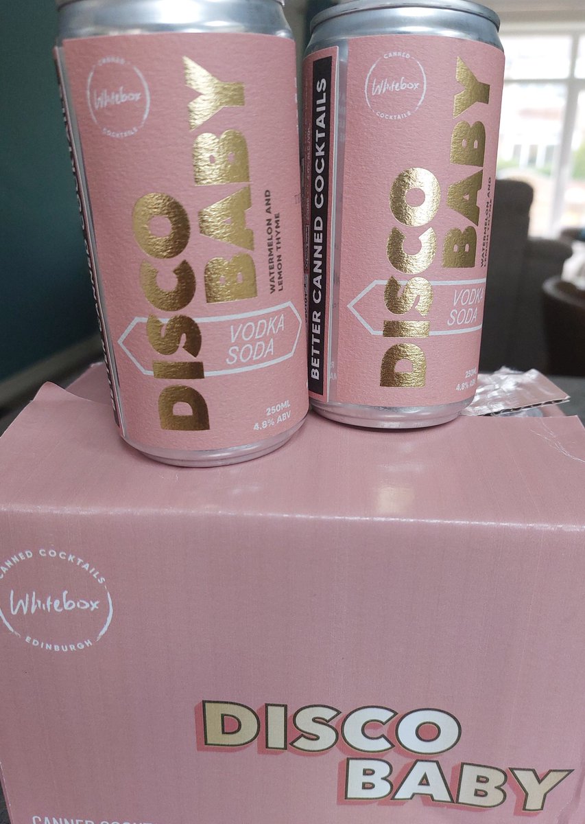 YorkshireHop's tweet photo. We're going to try some cocktails from whitebox, a small business making ready to drink cocktails. #cocktails #smallbusinesses #yorkshirehop #whiteboxcocktails https://t.co/RnvTbQ1bMf