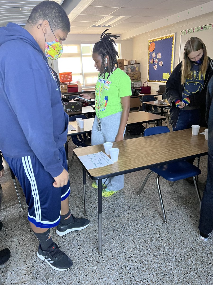 worldlang_vhs's tweet photo. Students reading in the TL and showing their preference by placing a paper clip in a cup. After, we predict majority answers of the class in the TL and verbally give our own. #french @ap_vhs #worldlanguageclass https://t.co/OCfjDldrBl