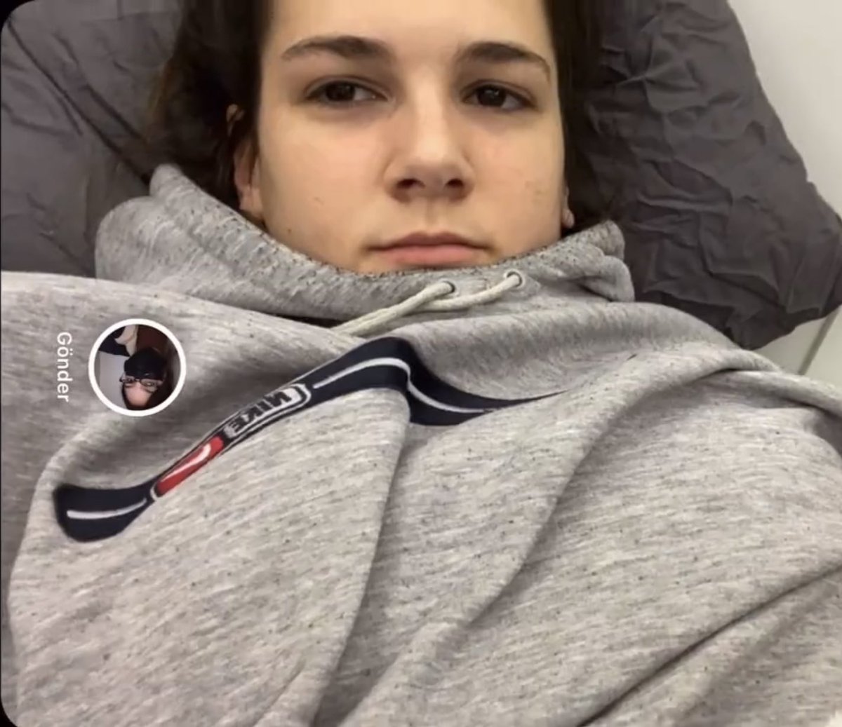 nbfc dostum sunset tarafından zorla atılmış bi twittir.

MücadeleninAdı NisaBölükbaşı