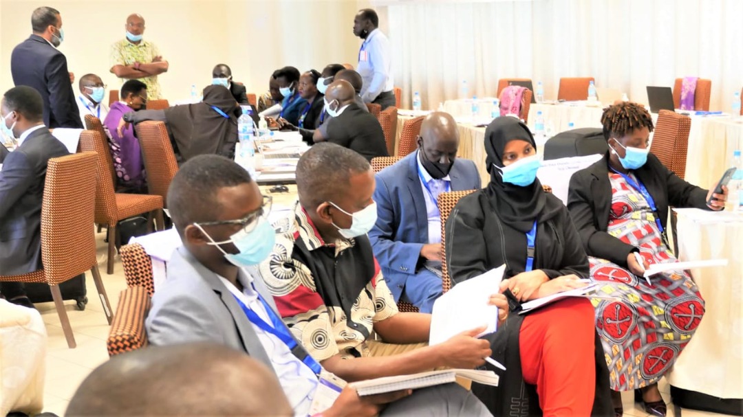 SufiQasim's tweet photo. #IOM &amp; #EAC secretariat are hosting a Regional Meeting for delegations from EAC countries to discuss on challenges, opportunities &amp; modalities to strengthen cross-border coordination mechanisms in #WASH &amp; #PublicHealthEvents in the region with #GIZ partnership &amp; #German funding. https://t.co/FN8msy22QU