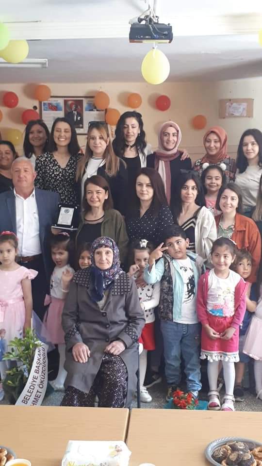 GirelliSehit's tweet photo. Okulumuzda düzenlenen Anneler Günü Programımıza katılan tüm misafirlerimize teşekkür ederiz. https://t.co/5IjKHdcDnD
