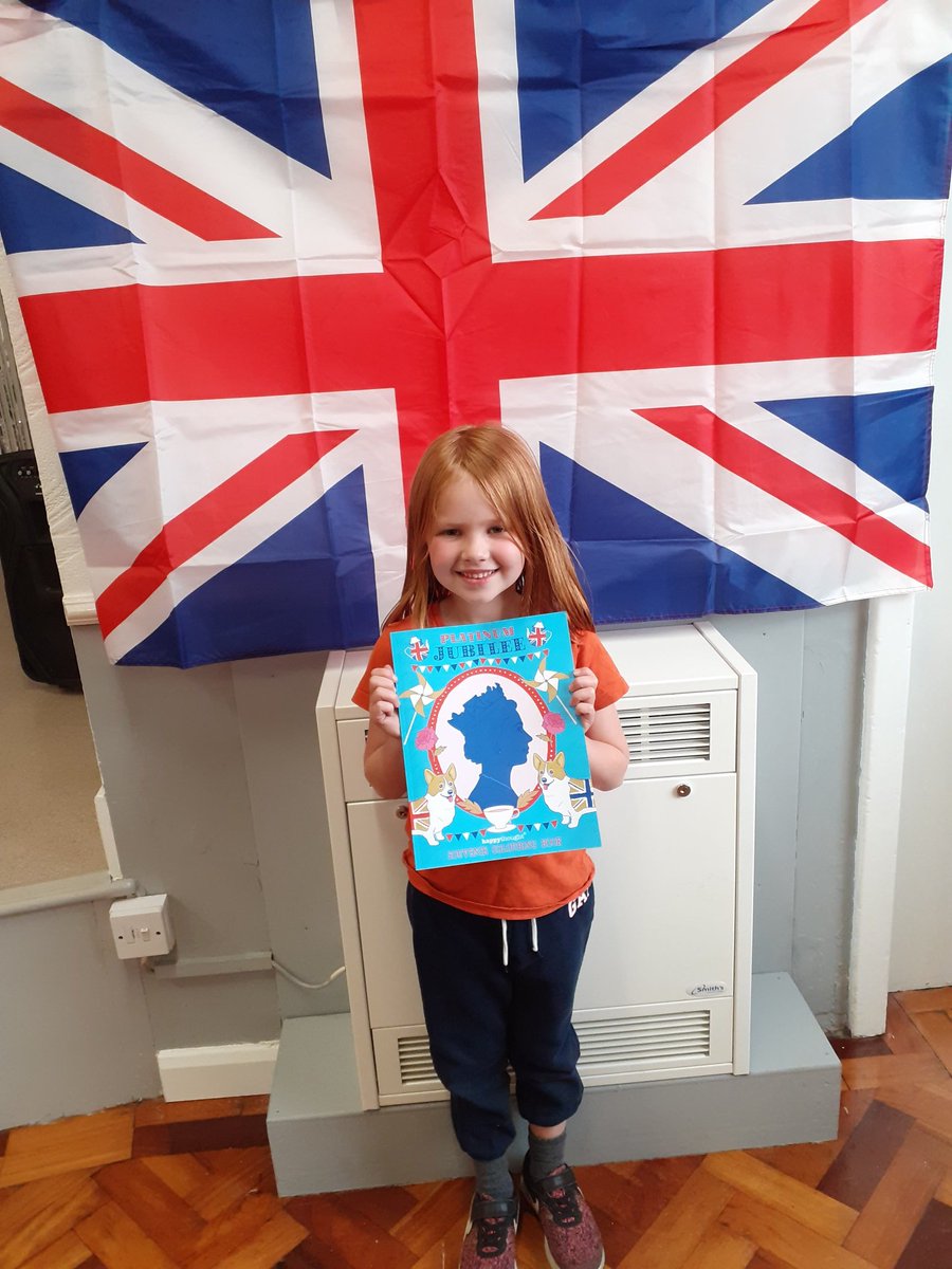 DramaramaScunny's tweet photo. Congratulations Georgia on winning this prize, donated to us by Frodingham Community Centre 🎭 #allYouneedIsEnthusiasm #everychildhasachancetoshine #est2012 #lincsConnect https://t.co/gtW65lsTdD