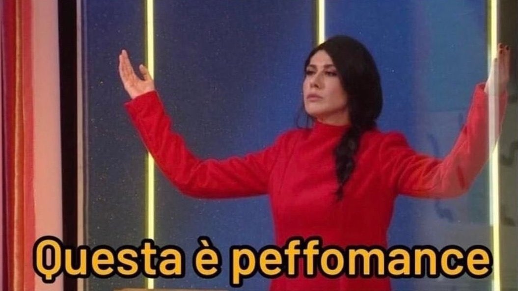 vale_enne's tweet photo. NESSUNO:

LA SERBIA:

#escita #EUROVISION https://t.co/izQp55q8yG