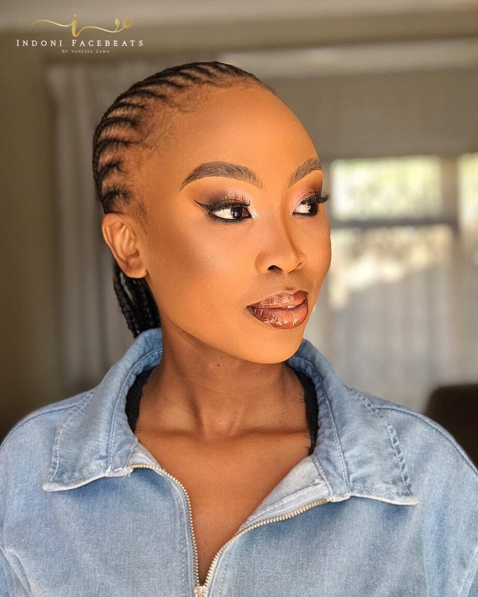 vee_thehun's tweet photo. INDONI FACEBEATS 💄 / @MalakytSA // book here 0670827470 #durbanbased https://t.co/27IWC0aRVI