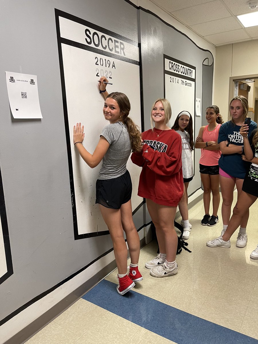 Coach_Polites's tweet photo. Our District Champions PAINTING THE WALL! #WallofChampions #HBMS @HBMSAthletics https://t.co/7rNdoWMExe