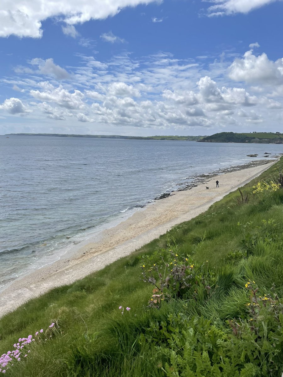 K30Thomson's tweet photo. 3 beaches in one day. 🏖 🏖 🏖 Can’t believe my dad grew up with these on his doorstep #falmouth #memorytrip https://t.co/pyrYm4h6N6