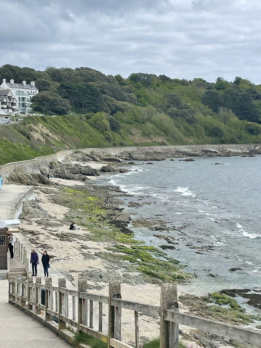 K30Thomson's tweet photo. 3 beaches in one day. 🏖 🏖 🏖 Can’t believe my dad grew up with these on his doorstep #falmouth #memorytrip https://t.co/pyrYm4h6N6