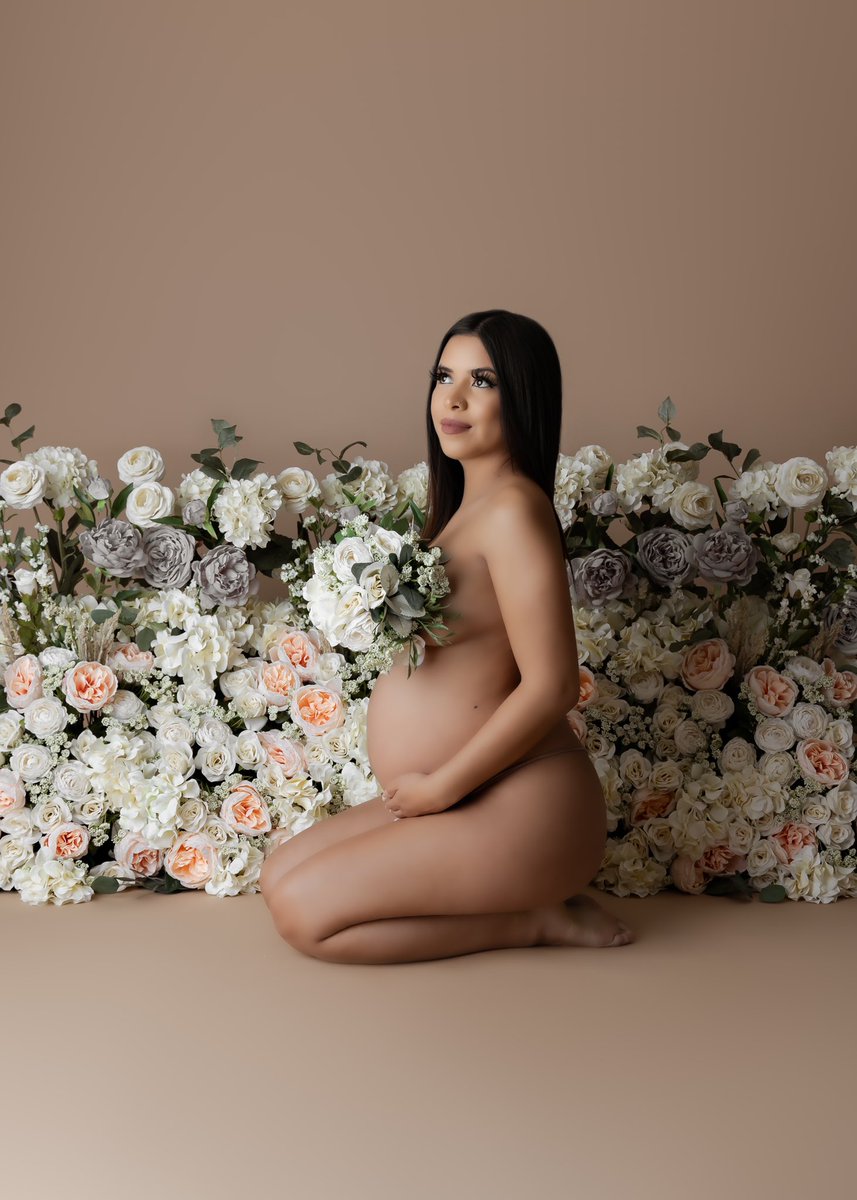 valeriegggg's tweet photo. everyday is another day closer to meeting the love of my life🤍 https://t.co/x9UUBgH3I2