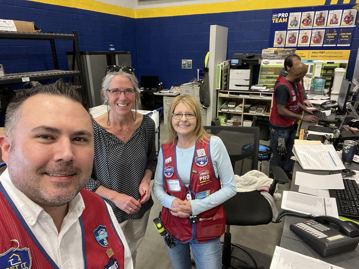 Great meeting today with our roofing job-site delivery partners @ Christine from Beacon. Great collaboration with our Pro Services team members in @AmherstNhLowes as well (Jean-Paul &amp; Doreen)!