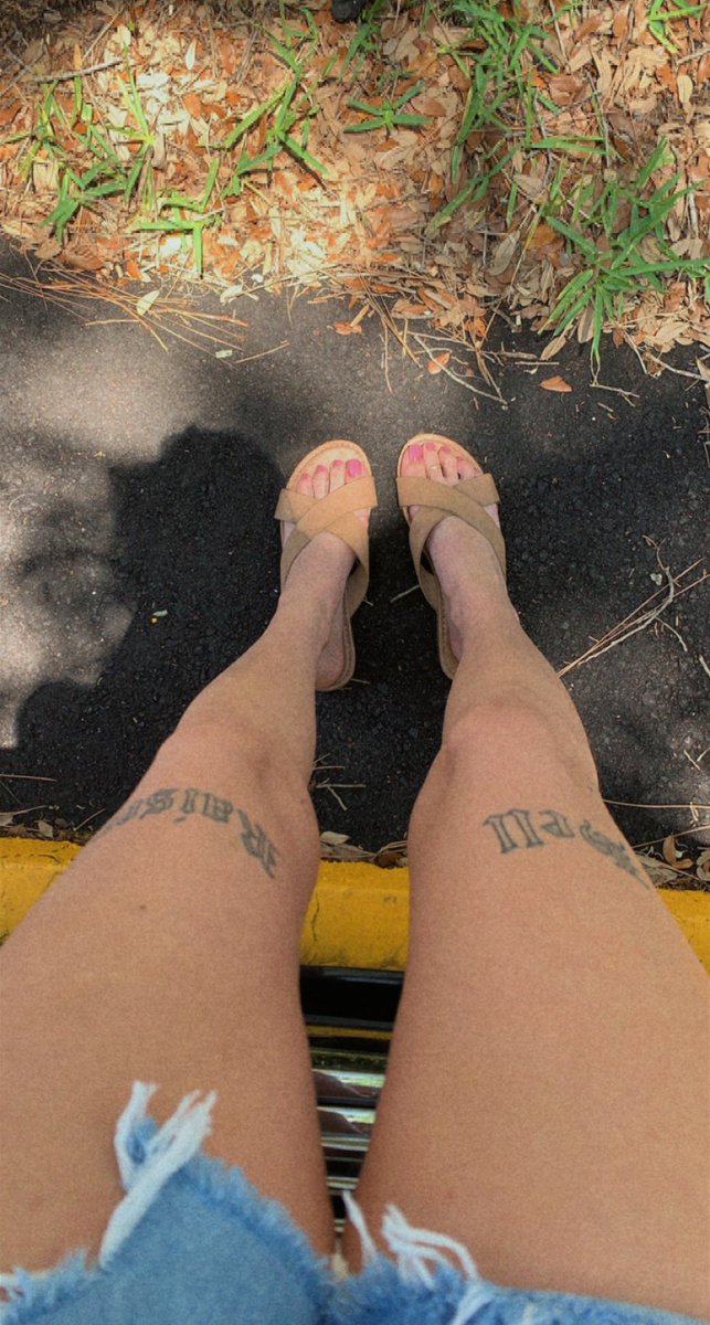 SidneyAlexis3's tweet photo. 🤪💕👣 #prettyfeet #footfetish #toes #onlyfans https://t.co/ZfCbCDafHY