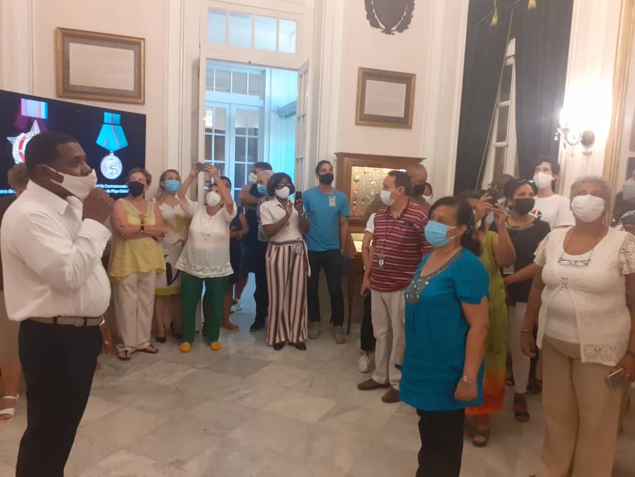 📢Una vez más, directivos y trabajadores de <a href="/finanzasprecios/">Ministerio de Finanzas y Precios Cuba</a> visitan el <a href="/centrofidel/">Centro Fidel Castro Ruz</a> en la tarde de este jueves. 
#FidelPorSiempre 
#Cuba🇨🇺