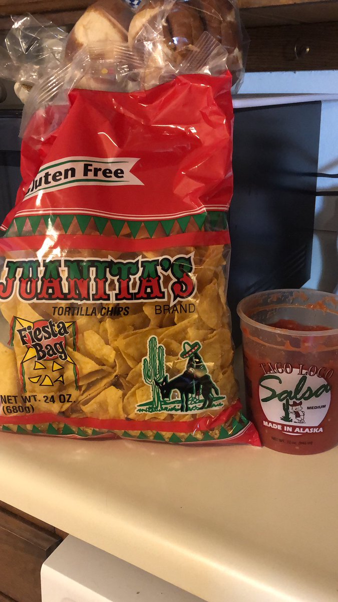 johnnyk907's tweet photo. This combination is a true marriage of flavor transcending time space and dimension https://t.co/NY8N3JzDzQ