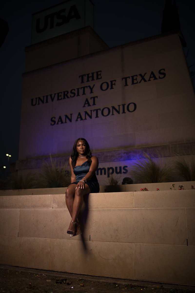 princessify_'s tweet photo. Delight yourself in the Lord, and he will give you the desires of your heart. Psalm 37:4 🦋

alumna status loading…

The University of Texas at San Antonio 🎓
May 14th, 2022 | 10AM

Bachelor of Science in Biology in 3 years.

#utsa22 #gradszn #blackgrad https://t.co/tztUl6oobG
