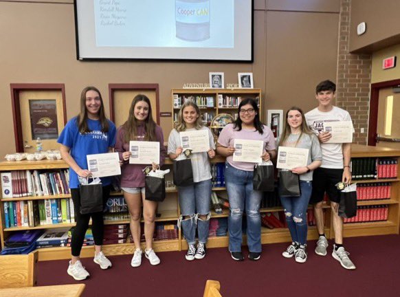CooperCanRCHS's tweet photo. Last meeting of the year, honoring our seniors with their club graduation cord and recognizing outstanding members for service. We are so lucky to have such devoted and generous students who share a passion for helping our community. We can’t wait for next year to begin!♥️💛 https://t.co/81OYp15c7u