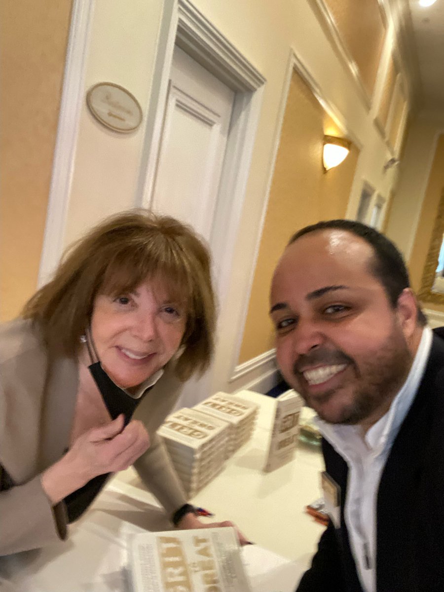 lindathaler2's tweet photo. What a thrill to speak to the Poughkeepsie business community at the Think Dutchess Alliance this morning! You guys rock! #thinkdutchess https://t.co/ptx9hnDA5o
