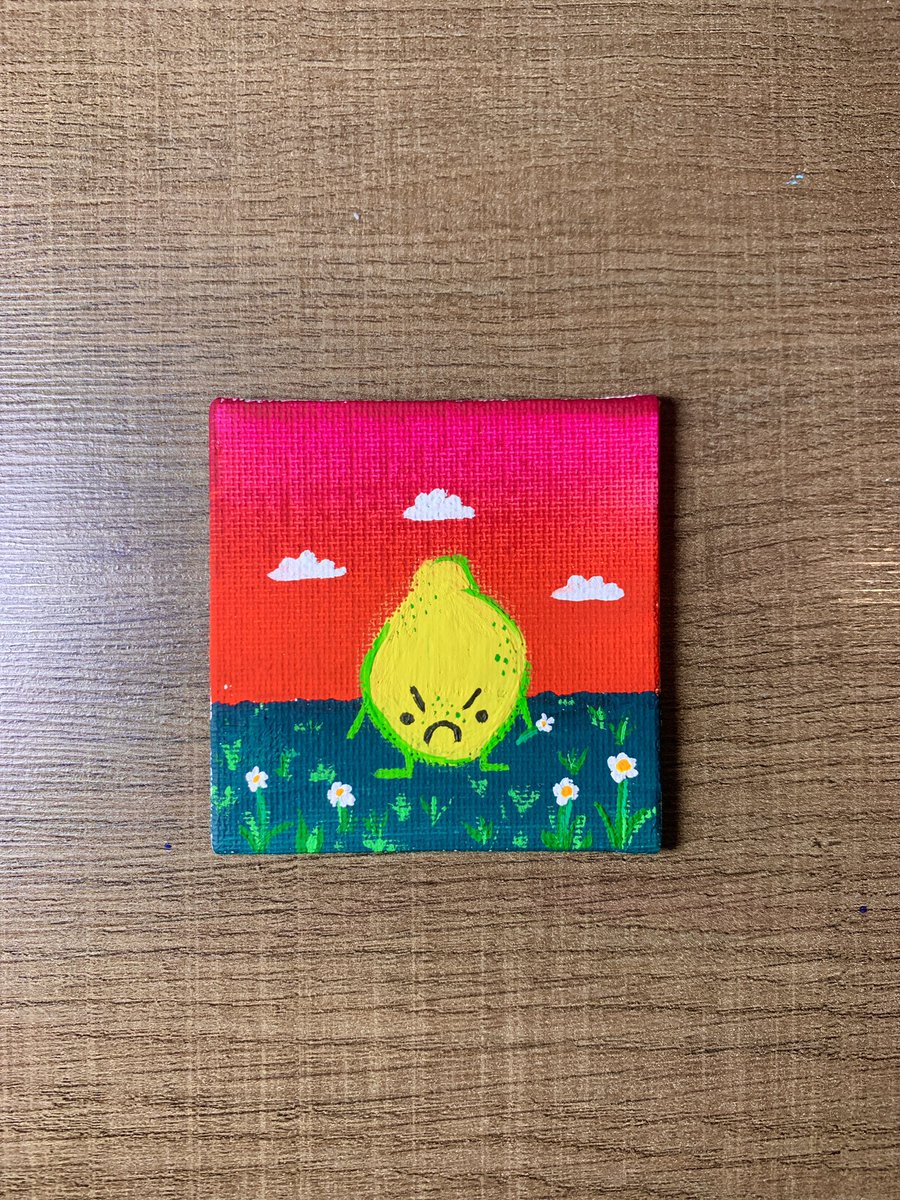 FaOrozco's tweet photo. Les presento; El limon enojado porque el kilo está muy caro. Con flor en mano. https://t.co/kWBSGn0bXZ