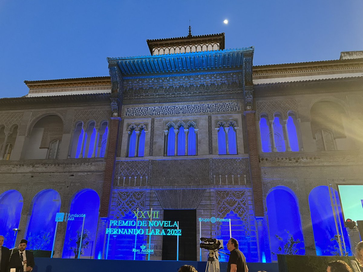 Todo preparado para otra gran noche en Sevilla en los  #PremioFernandoLara