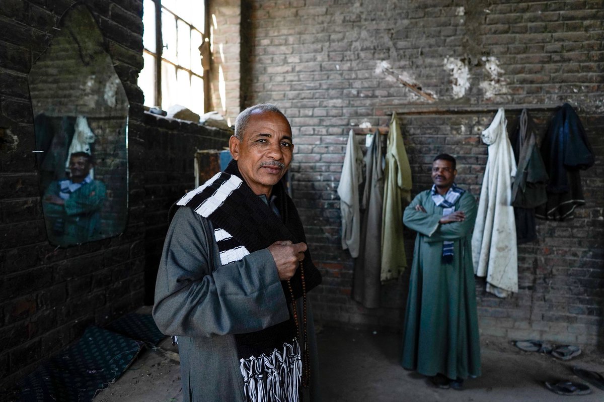 AtefDeabes's tweet photo. From esna, Luxor, Egypt.
#portrait #streetphotography #travelphotography #mirror #sony https://t.co/sKOxL5S4hl