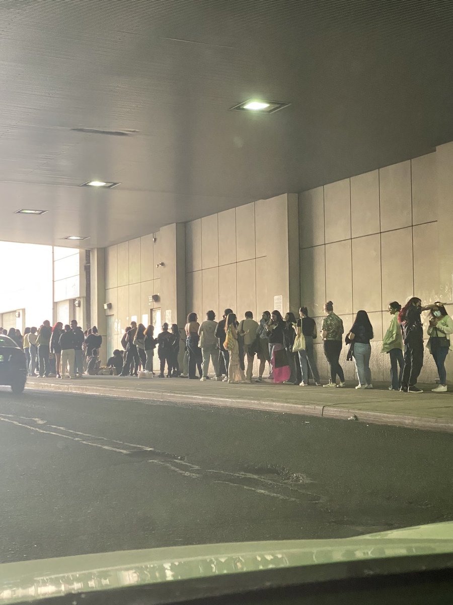 christinecruz444 tweet media