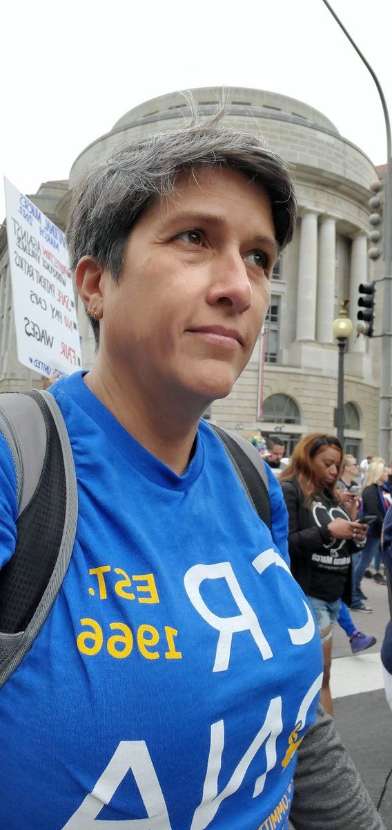 LaurieNabb's tweet photo. My favorite chant from the National Nurses March: 'Who's gonna flip your Grandma?' Hahahaha. Honored to march with these amazing humans. ❤️
#NationalNursesDay #nationalnursesmarch https://t.co/axvDJNYdZI