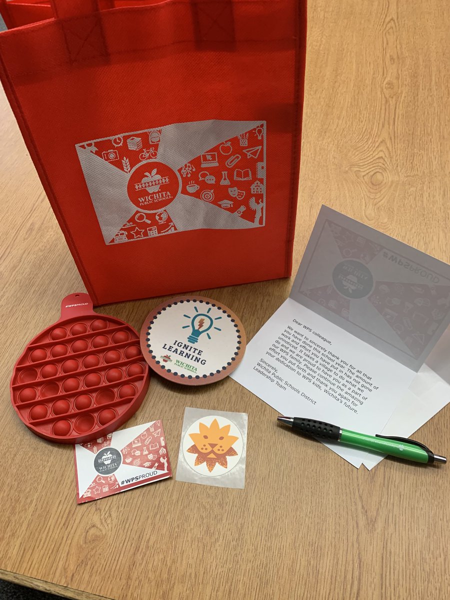 Elizabeth Tackett tweet media