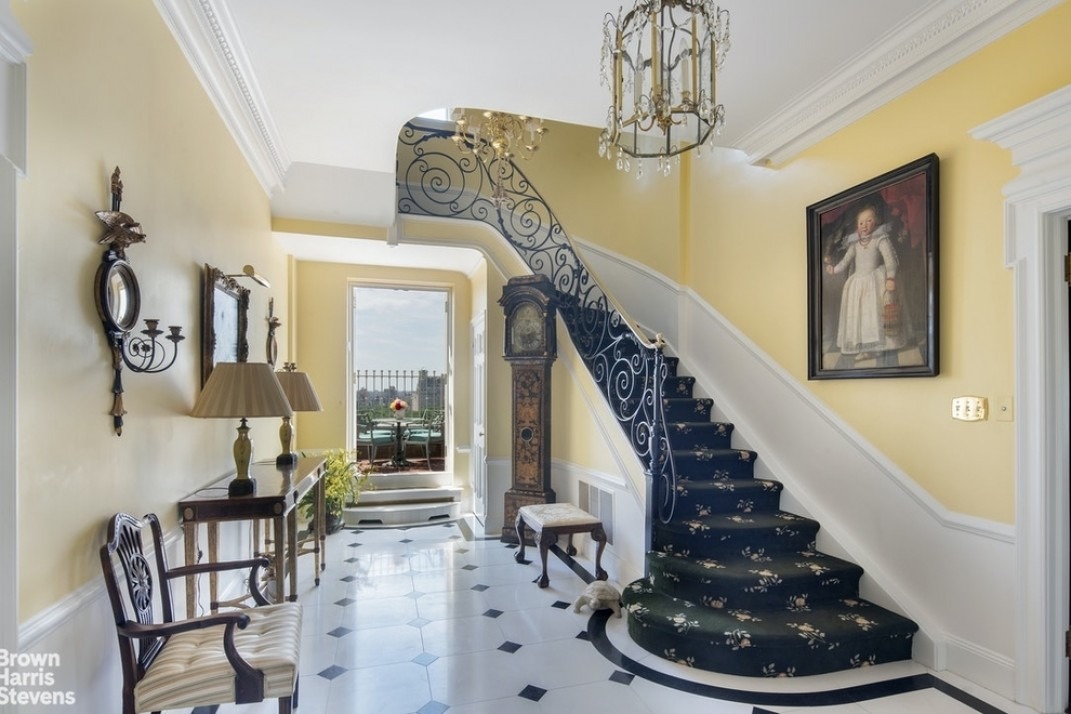 NYC apartments for sale with the deepest price chops in April brickunderground.com/sell/realtyhop…