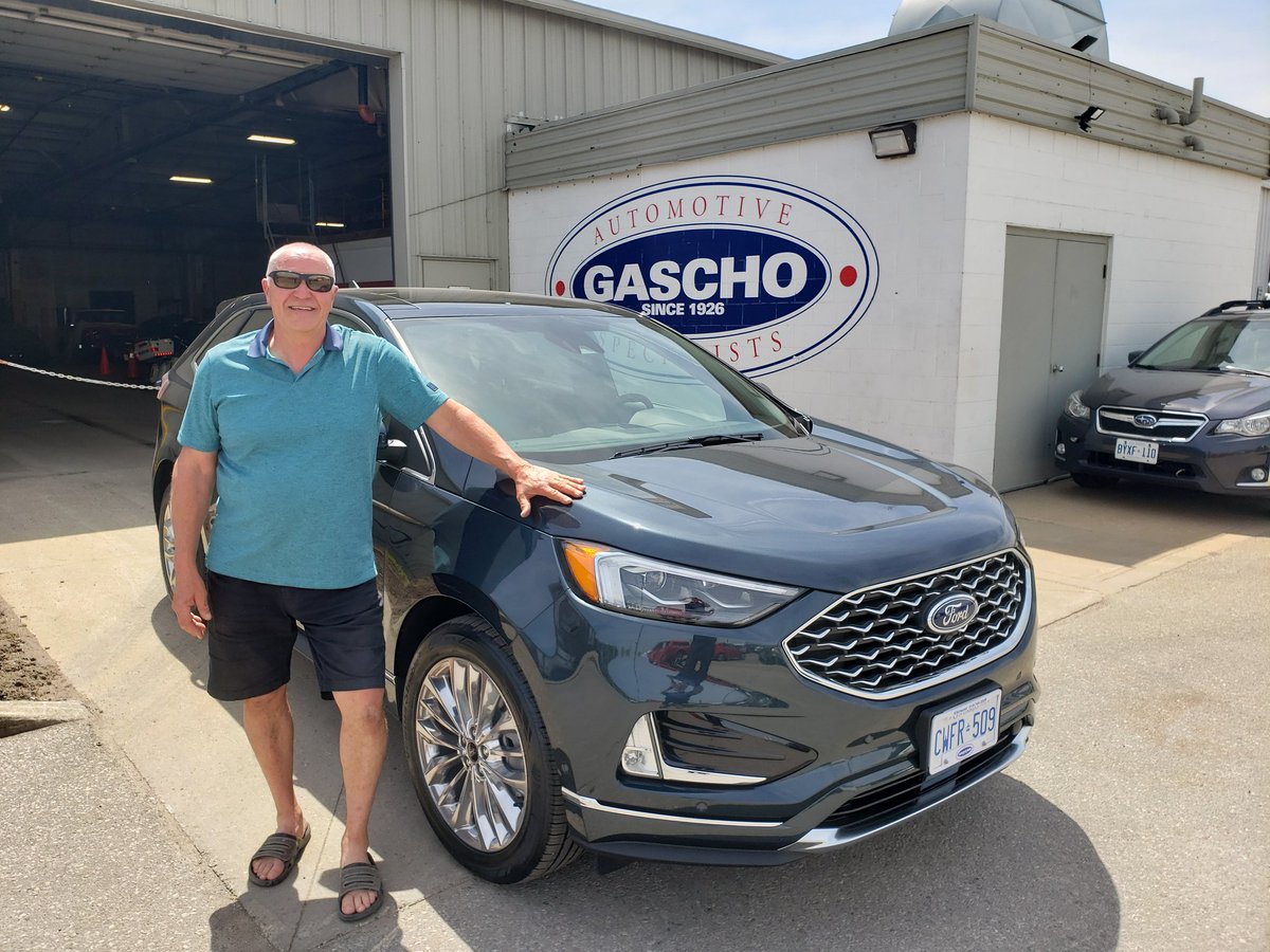 GaschoAuto's tweet photo. Thanks so much for your patronage my great friend Ian Dewar !  I know you will enjoy your 2022 Edge Titanium! https://t.co/BvcuEPl7d8