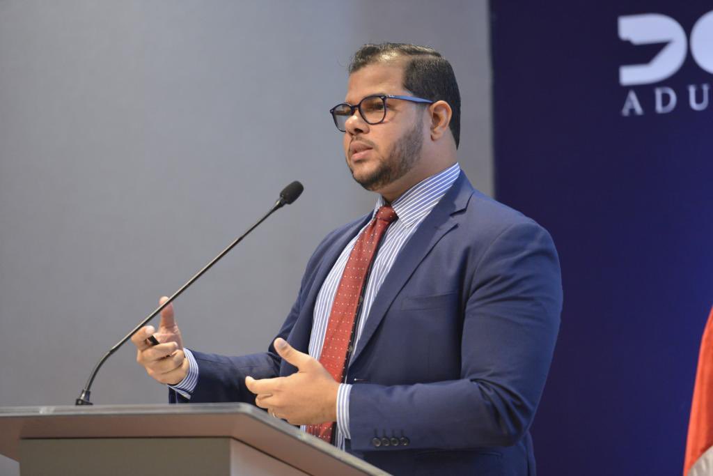 aduanard's tweet photo. “Compliance y antisoborno es una metodología de trabajo que tiene como finalidad prevenir fraudes y garantizar controles en los registros contables y en toda la estructura financiera de las instituciones. Asesores del proceso” - Expresaron los asesores del proceso. https://t.co/qX15oLqHbr