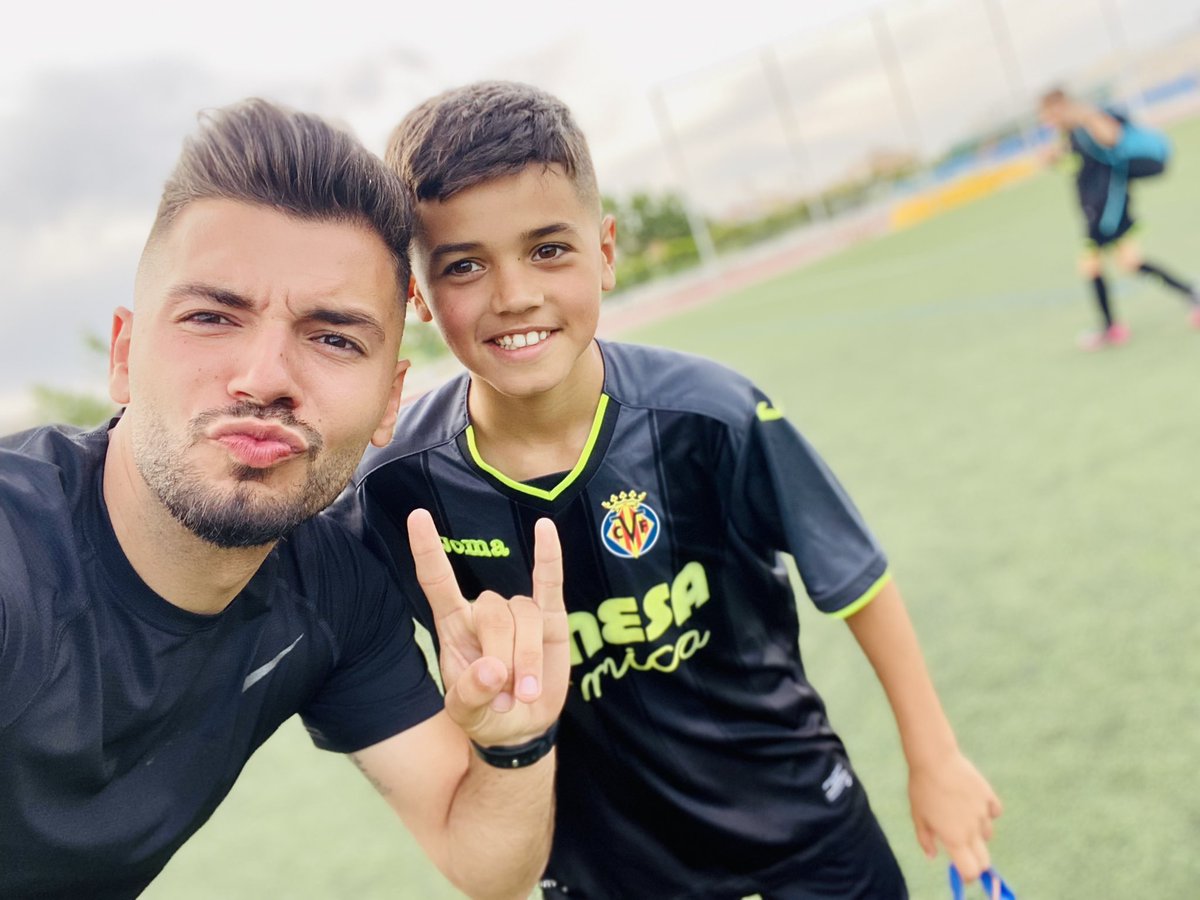 joseclemente96's tweet photo. Sinceramente no me arrepiento de estar apartado durante un tiempo del futbol … por que no hubiera vivido todos estos momentos contigo,lo que me haces sentir y vivir es espectacular enano. https://t.co/DydFu1BXSD
