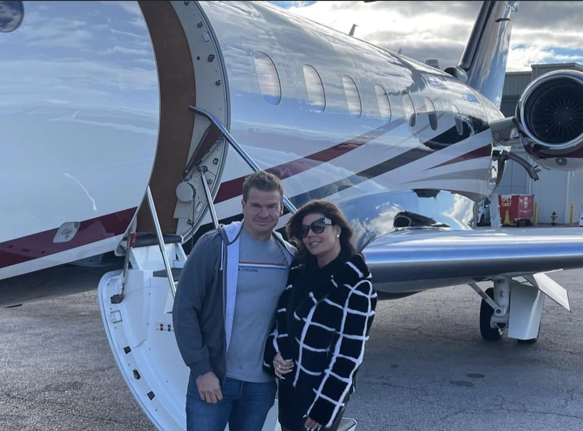OfficialAndyE's tweet photo. I just launched Brett Sutherlin’s 10 Dealerships with my Interactive Sales Team Training Platform &amp; all I gotta say is COMMITTED 🔥!

His TEAM is incredible! The very first day of the launch they have done more training that most dealership’s do in one month!

#andyelliott https://t.co/vXpjWH2NWA