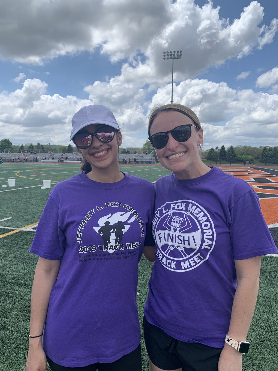cthorius25's tweet photo. More track meet pics! https://t.co/mkiHl6m8xN