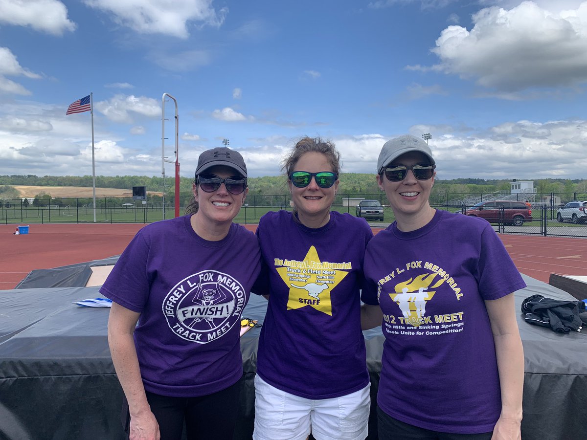 cthorius25's tweet photo. More track meet pics! https://t.co/mkiHl6m8xN
