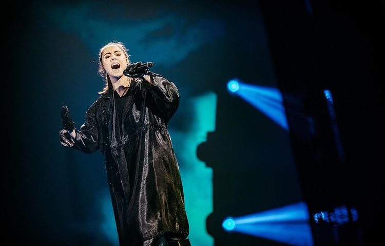 Now it’s our time! Song #11, Andrea with “Circles”. ⭕️

GO ANDREA, GO MACEDONIA 🇲🇰 

#Eurovision | #TheSoundOfBeauty