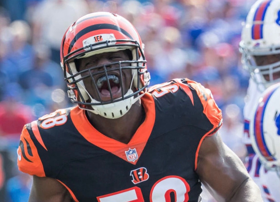 DraftingJets's tweet photo. Carl Lawson: The Jets’ DL is “a breeding ground for monsters.”
No QB is waking up from this nightmare. It’s a reality…
#MonsterAreReal | #Jets | #TakeFlight https://t.co/qDZp5B19Pa