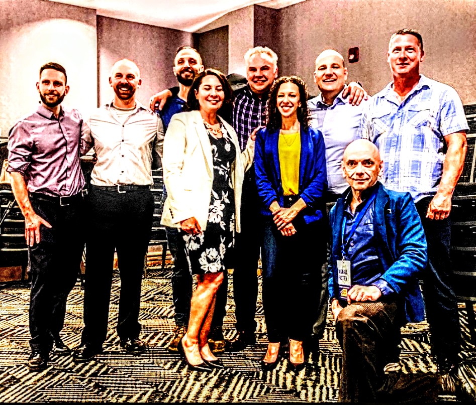 NEWBLUEVANIER's tweet photo. LAST NITE in Ottawa @NewBlueON
#NewBlueCandidates @JimKarahalios @BKarahalios @NewBlue_Nepean @FreedomLiam @RobStocki @ScottBlandford5 @NEWBLUEVANIER Ben Prentice (Haliburton), Thomas O'connor (Renfrew) #OnPoli #OttPoli https://t.co/PHqXSldPXg