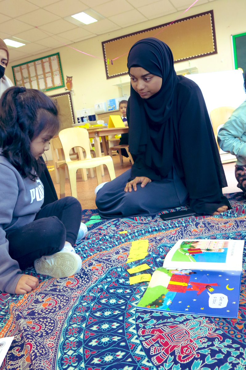 misssmythe_HT's tweet photo. Thank you to the parents who joined us today for our first REAL inspired Literacy event of the year! The first of many more to come β¨β¨π π#ReadAchieveSucceed #REAL #LiteracyEvent #EYFS @Richmond_HT @MissMarsh_HT https://t.co/OdkSVkjJ54