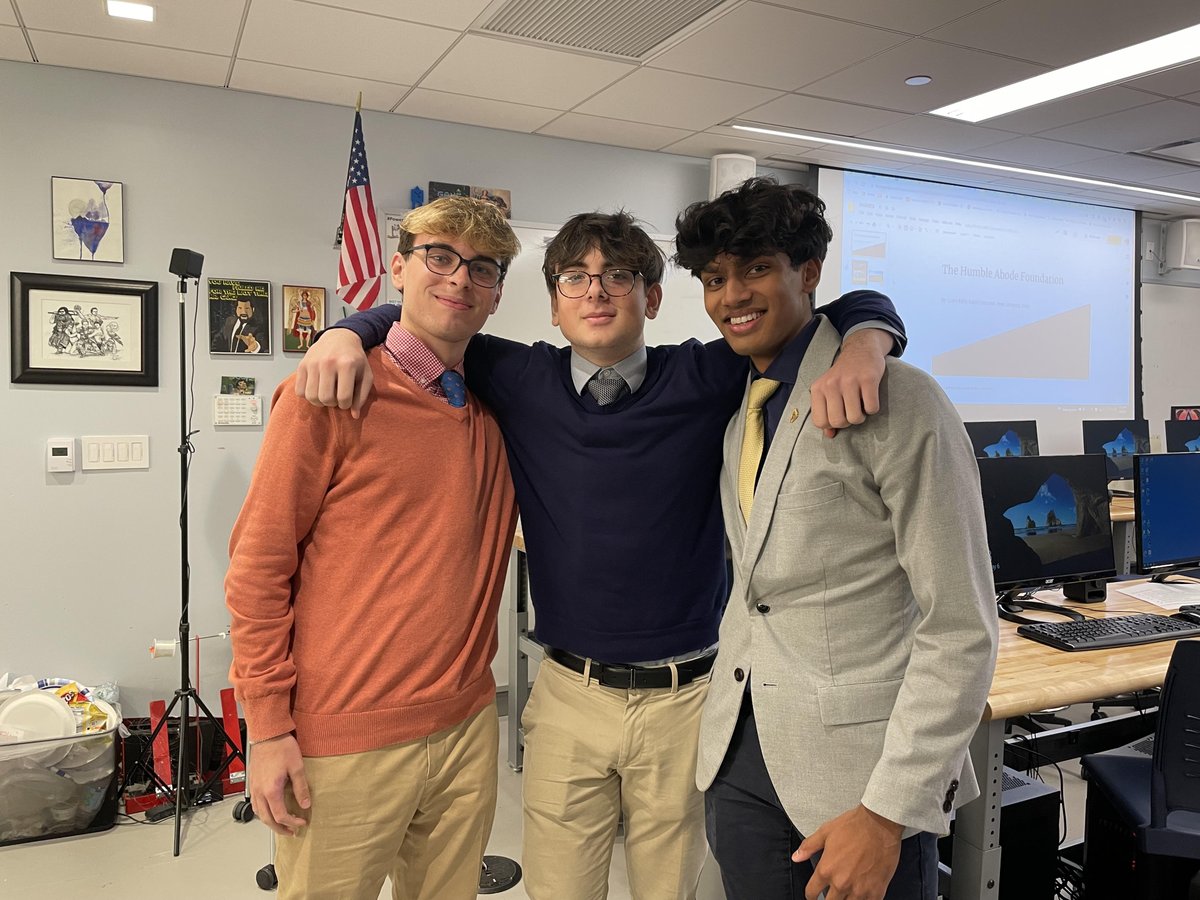 xavierhs's tweet photo. Thank you to @GoldmanSachs Careersβ #CommunityTeamWorks volunteers for advising #SonsofXavier during last Fridayβs annual Xavier-Goldman Sachs Shark Tank Challenge! #JesuitSchools https://t.co/tA0ebmbrmb