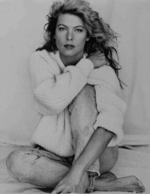 Happy birthday Deborah Kara Unger. My favorite film with Kara Unger so far is Sunshine (I ve yet to see Crash). 