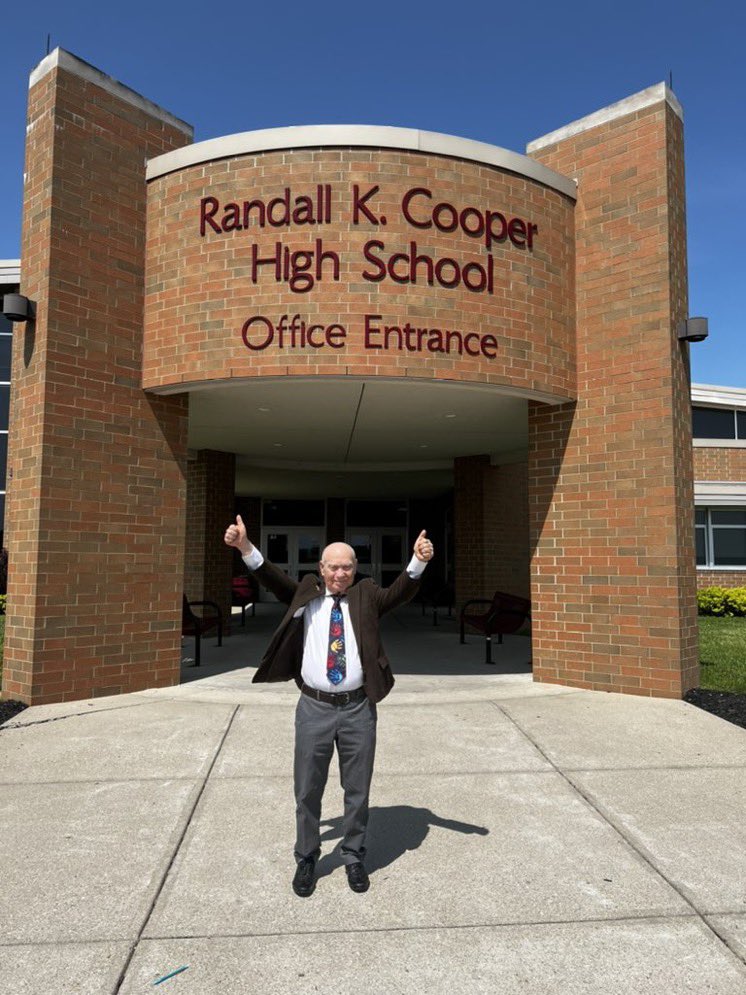RCHSFMP's tweet photo. Thanks again to @Steigmannspeaks for sharing your message with our students and to @MaxPerr97222942 for bringing Sami to @RCHS_Jaguars https://t.co/UcY3qmzfAg