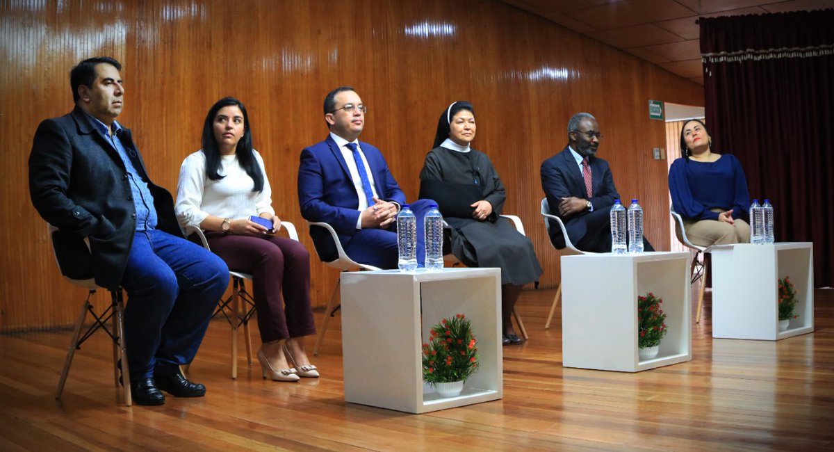maxgomezt's tweet photo. ¡Impulsamos la calidad de la Educación Superior desde la región! Junto a  275 delegados de 14 Instituciones de Educación Superior, desarrollamos el taller #CalidadEsDeTodos en la @UMarianaPasto. En este escenario se abordaron las temáticas de registro calificado y acreditación. https://t.co/b5x2d02VRs