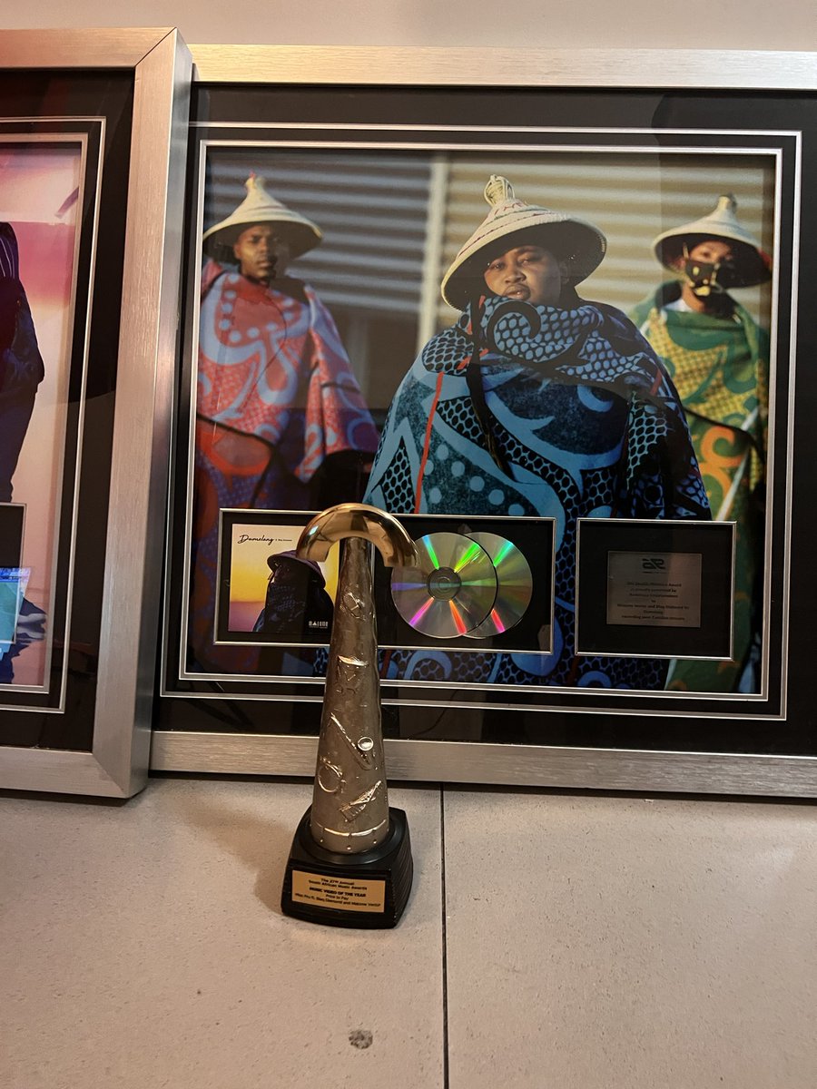 Malome Vector tweet media